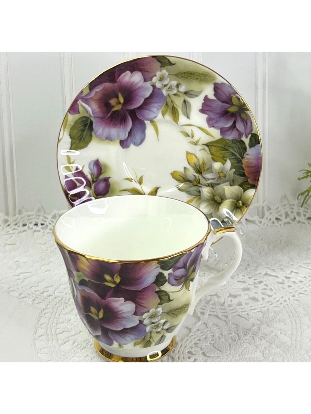 Duchess Fine Bone China Footed Teacup & Saucer Purple Pansy Gold Trim England